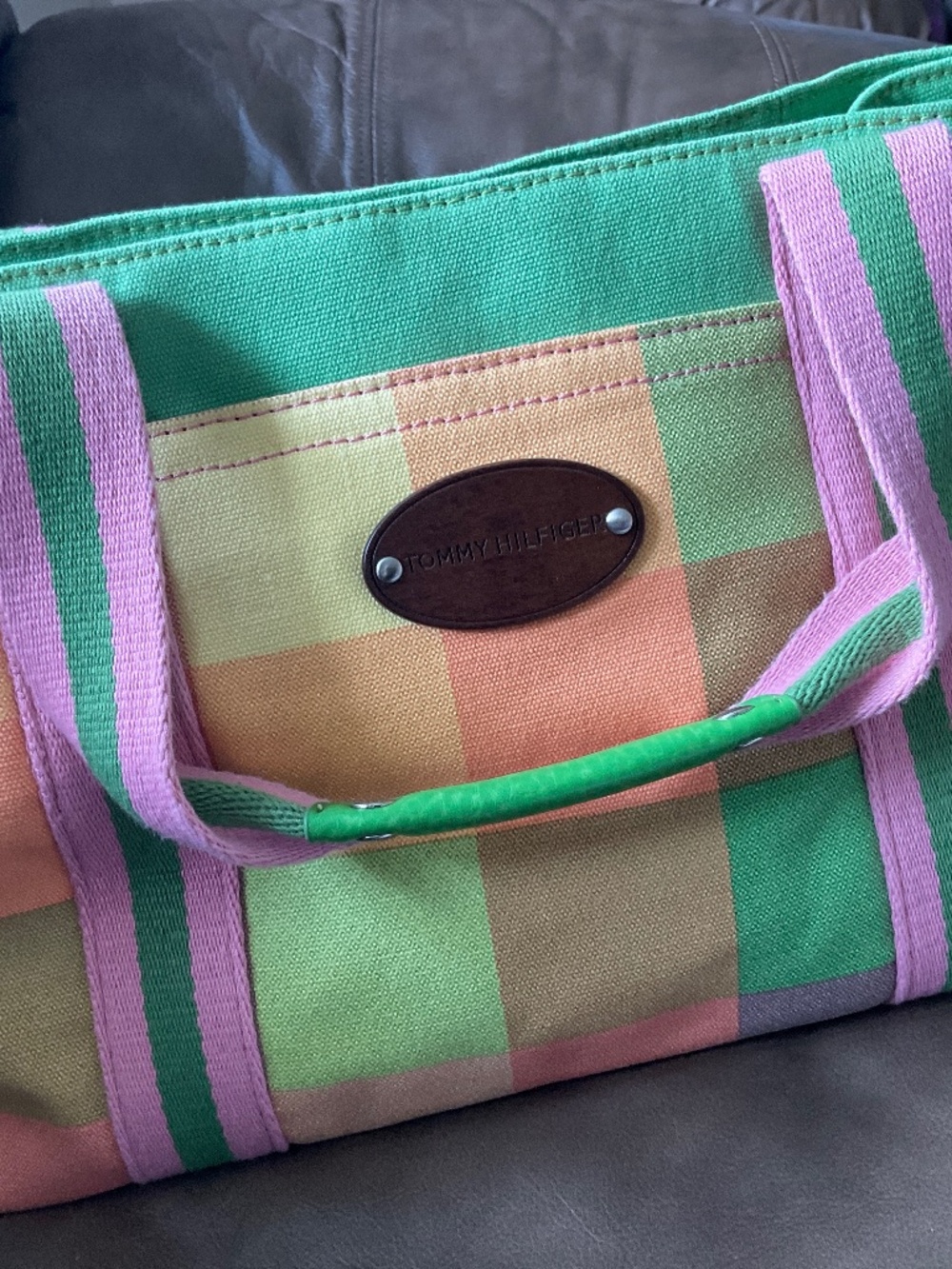 TOMMY HILFIGER Tote